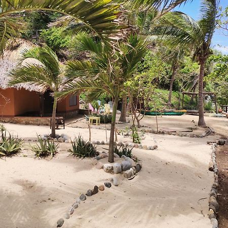 Hotel Bahia De La Luna Arroyo Cruz Exteriör bild