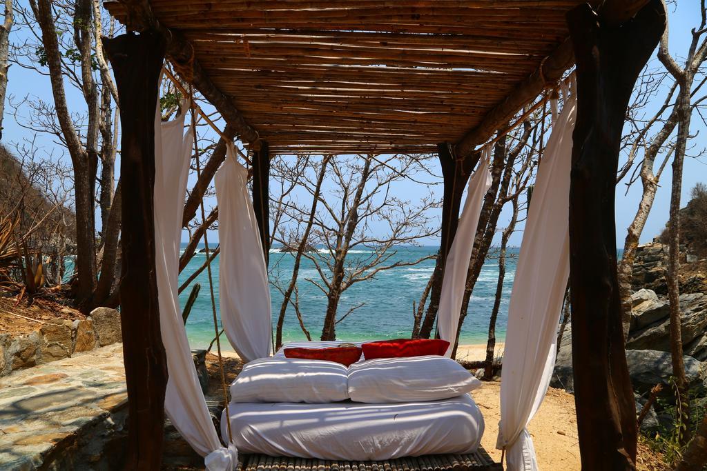 Hotel Bahia De La Luna Arroyo Cruz Exteriör bild