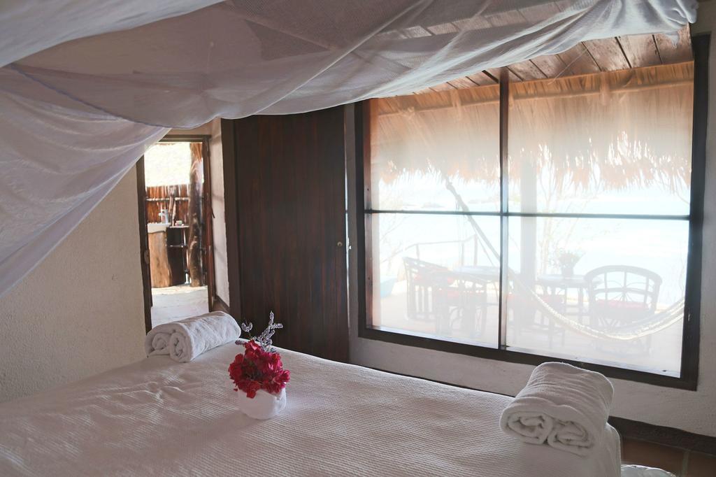 Hotel Bahia De La Luna Arroyo Cruz Exteriör bild