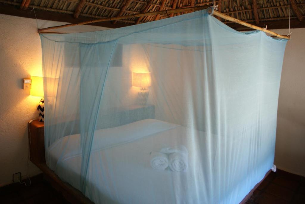 Hotel Bahia De La Luna Arroyo Cruz Rum bild